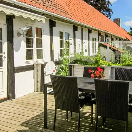 Stokrosen Akirkeby